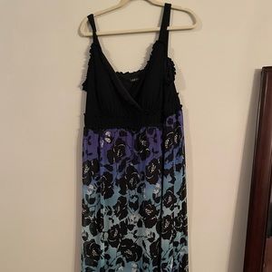 Pre owned lane Bryant maxi dress size 14 16